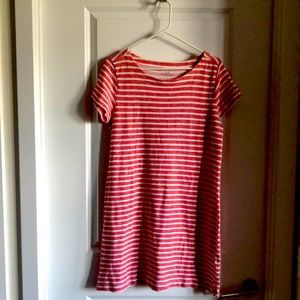 Vineyard Vines red/white striped dress. Size L.